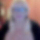 Ria, Single from Marzahn-Hellersdorf (Berlin)